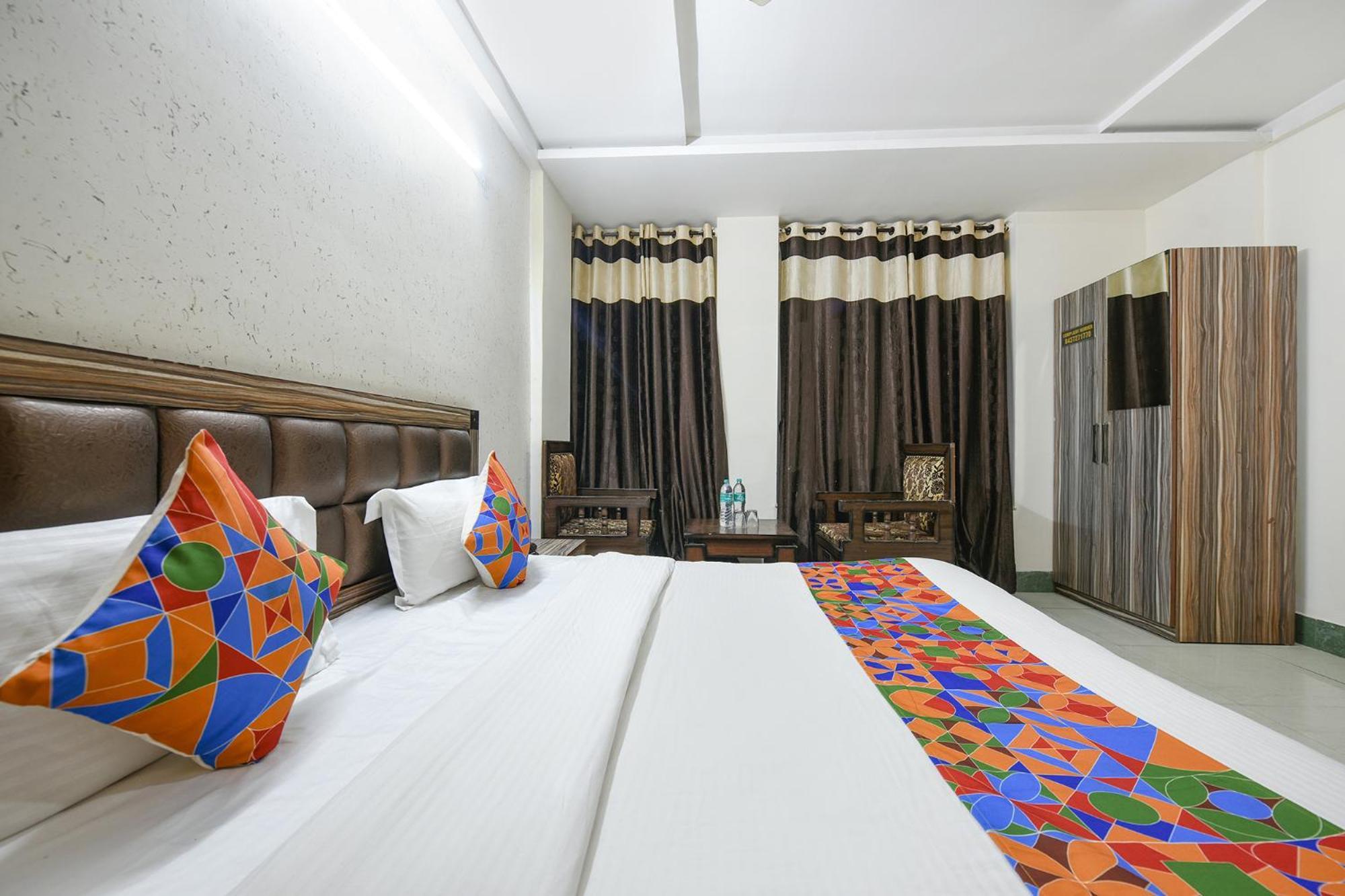 Fabhotel Ess Pee Grand Mohali Exterior foto