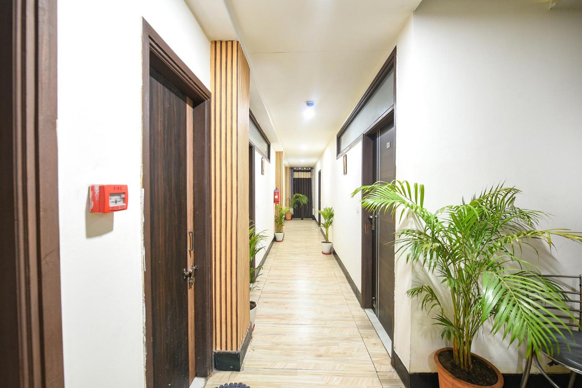 Fabhotel Ess Pee Grand Mohali Exterior foto